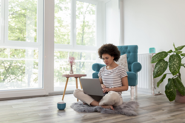 Female freelancer working from home.